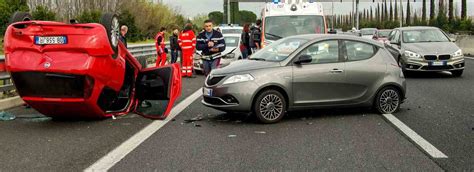 auto ongeluk versace nicht|AUTO.